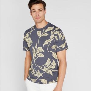Club Monaco - Short Sleeve Calla Lily Print Tee